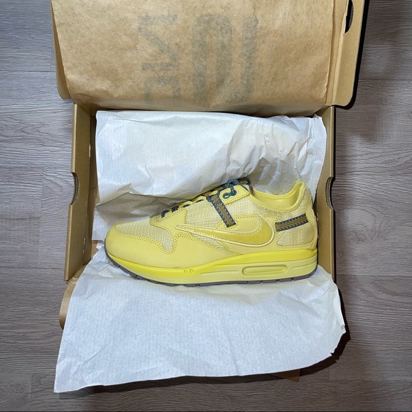 Other - Travis scott x air max 1 ‘staturn gold’
